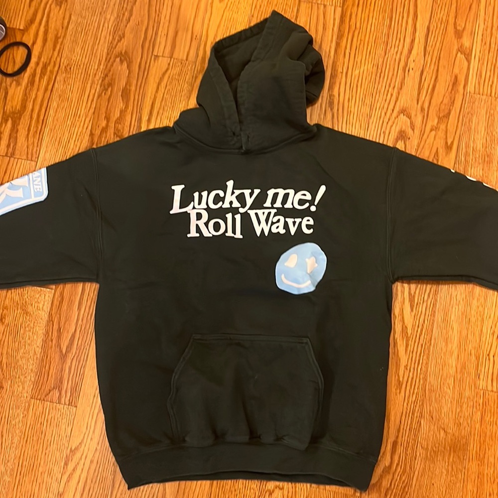 Lucky Me Roll Wave Sweatshirt with Arm Detailing